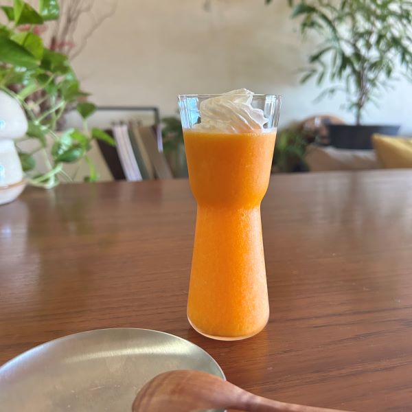 食べすぎ防止のデザートグラス