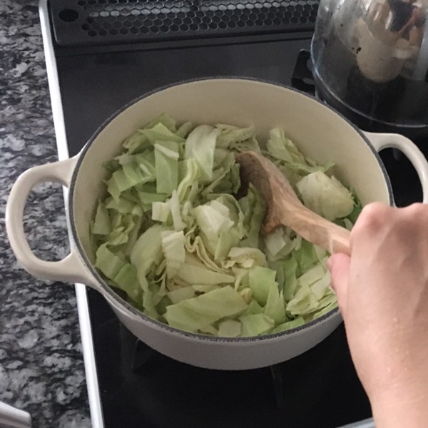 あたたかみのある木のおたま