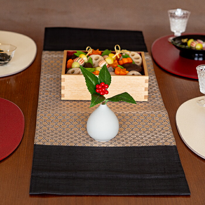 BAN INOUE　華わび裂ラナー　テーブルランナー 　黒