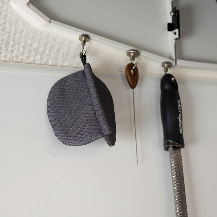 バンイノウエ　シンプルかや鍋つかみ　つるばみ　/　BAN INOUE