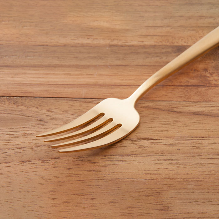 【訳あり】【正規品】クチポール　デュナ　ゴールド　ディナーフォーク　/　Cutipol　DUNA