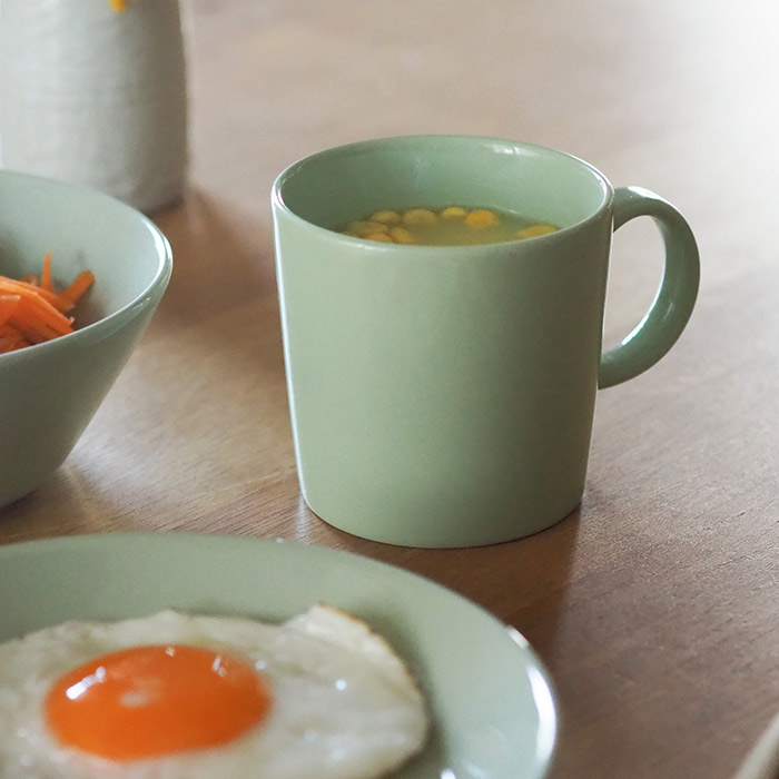 イッタラ　ティーマ　マグカップ　0.3L　セージグリーン　/　iittala　TEEMA