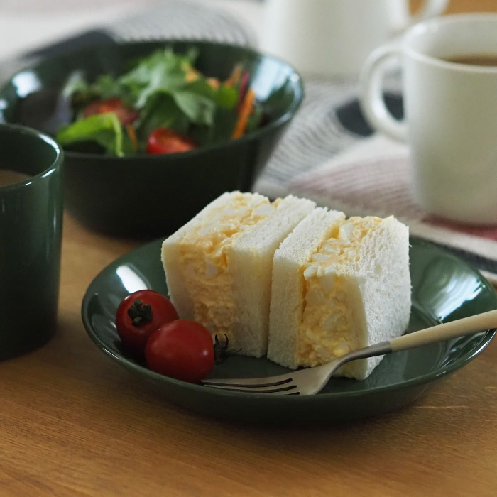 イッタラ　ティーマ　プレート　17cm　ハンター　/　iittala　TEEMA