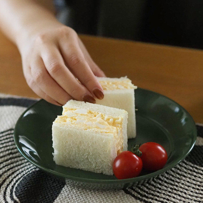 イッタラ　ティーマ　プレート　17cm　ハンター　/　iittala　TEEMA