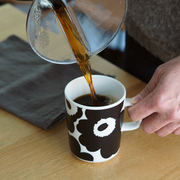 マリメッコ　マグカップ　250ml　ウニッコ　ブラック×ホワイト　/　marimekko　Unikko