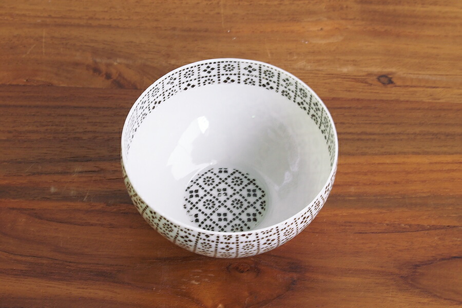 丸直製陶所　染付陶碗　花格子　茶　※