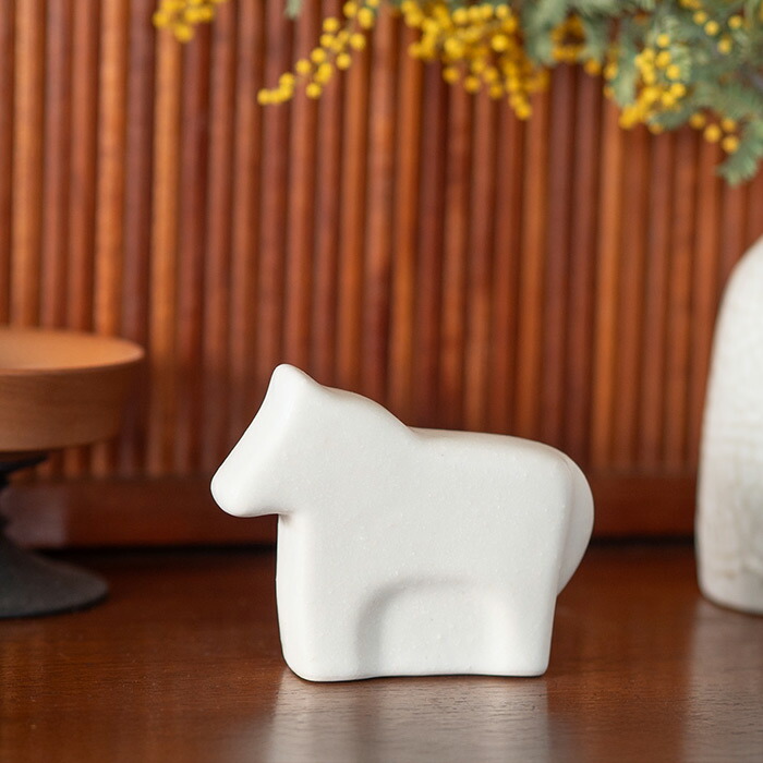 かもしか道具店　馬　白