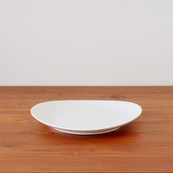 ピリヴィッツ　オーバルステーキプレート　23×20.5cm　P015　/　PILLIVUYT