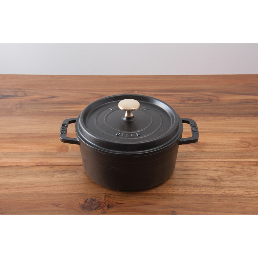 【取扱終了0809】ストウブ　ピコココット　ラウンド　18cm　ブラック　/　staub　※