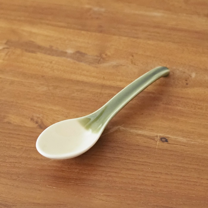庄左エ門窯　れんげ　抹茶