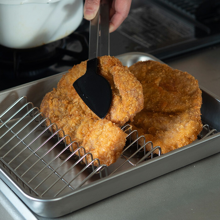 【予約限定　スコイプレゼント！　1月中旬以降配送予定】ヨシカワ　油切り名人　波型バットアミ　15取