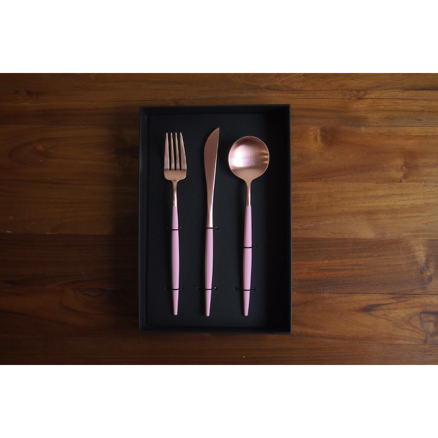 クチポール ゴア・ピンク マットローズゴールド ディナーセット 3PCS / Cutipol GOA-PinkMattRoseGold