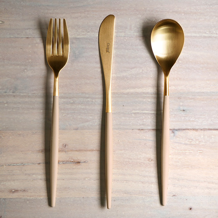■クチポール ミオ・アイボリー マットゴールド ディナーセット 3PCS (箱なし) / Cutipol MIO-IvoryMattGold