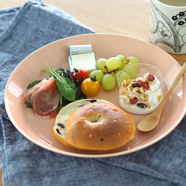 Iittala Teema イッタラ ティーマ プレート 26cm パウダー 食器と料理道具の専門店 プロキッチン Iittala Teema イッタラ ティーマ プレート 26cm パウダー 食器と料理道具の専門店 プロキッチン
