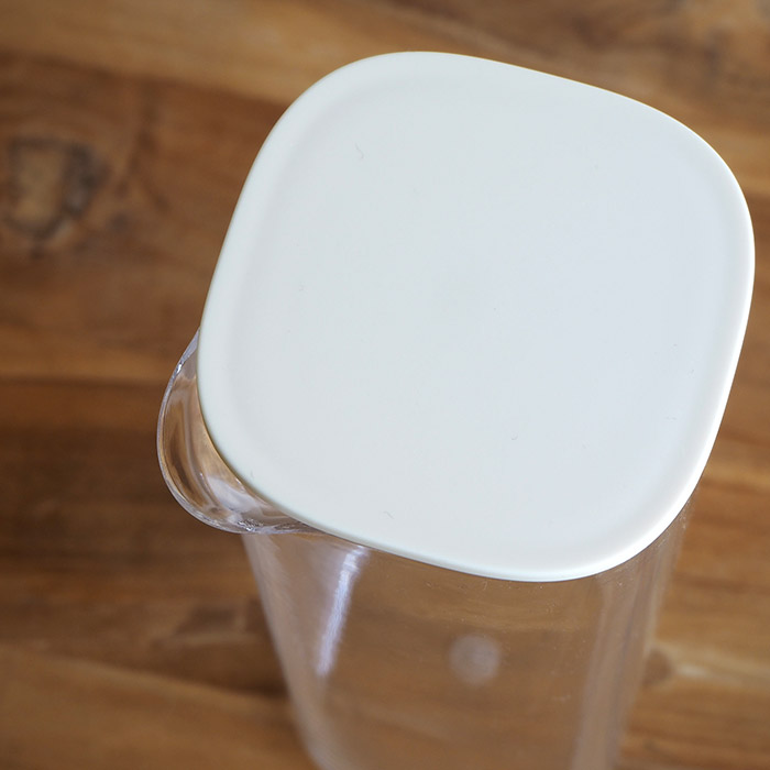 Kinto キントー Ova ウォーターカラフェ 1l ホワイト 食器と料理道具の専門店 プロキッチン