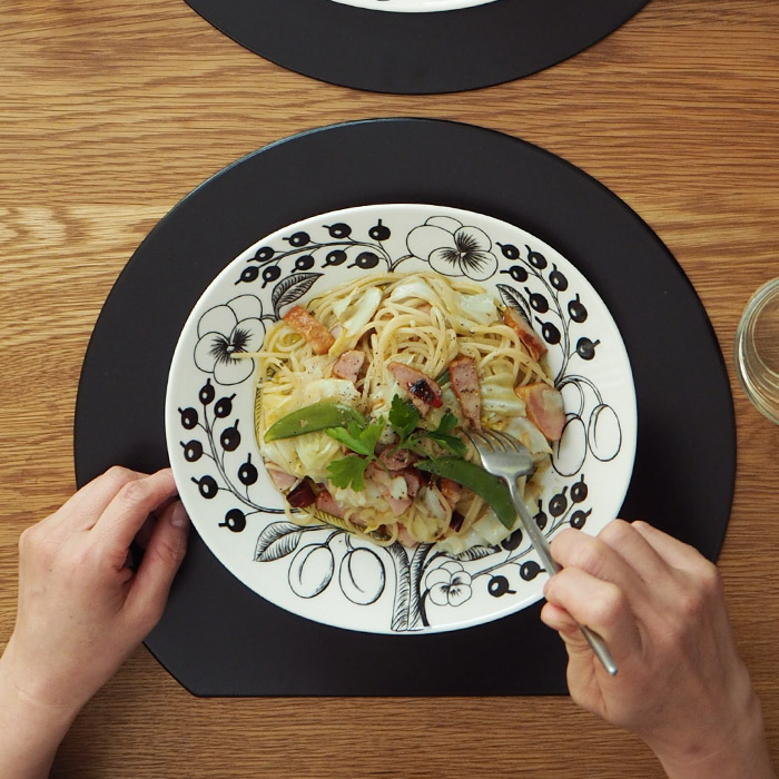 Prokitchen プロキッチンオリジナル 単品 半月盆 両面 黒 赤 食器と料理道具の専門店 プロキッチン