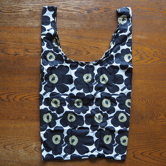 Marimekko Mini Unikko マリメッコ スマートバッグ ミニウニッコ ブラック 食器と料理道具の専門店 プロキッチン Marimekko Mini Unikko マリメッコ スマートバッグ ミニウニッコ ブラック 食器と料理道具の専門店 プロキッチン