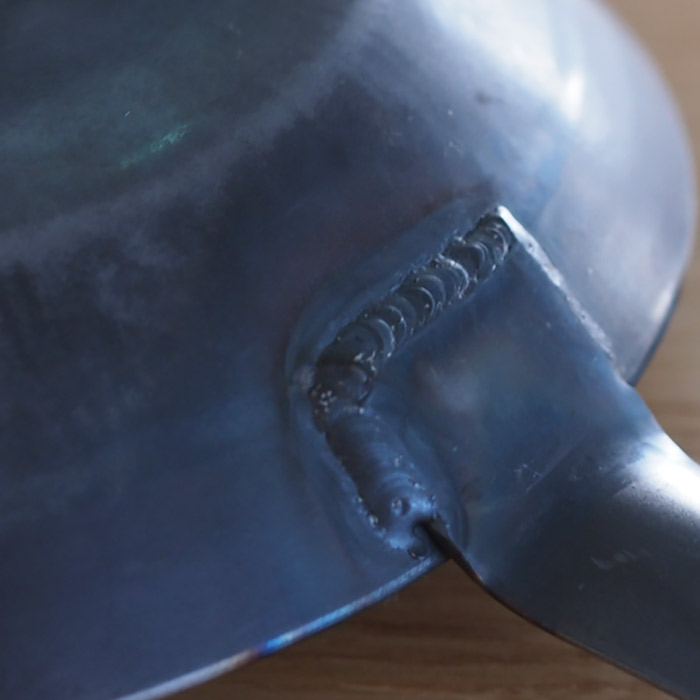 Prokitchen プロキッチンオリジナル 山田工業所 鉄打出 ちょこっとフライパン 18cm 2 3mm 食器と料理道具の専門店 プロキッチン